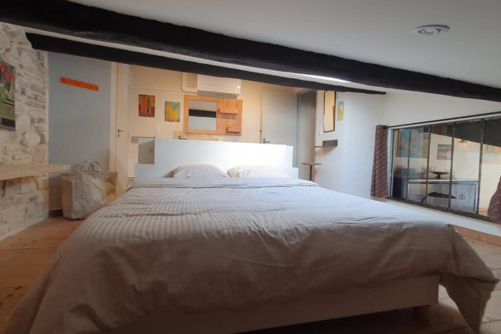 Grand Loft En Plein Coeur Du Vieux-port *