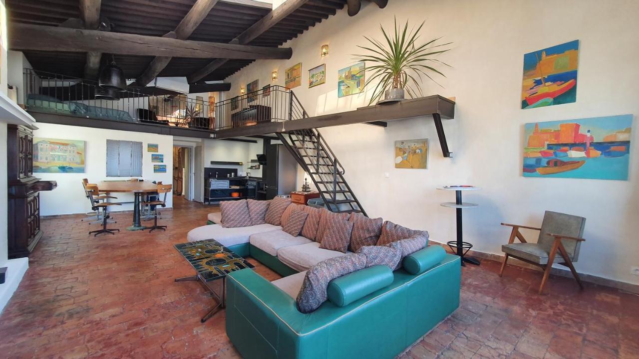 Apartment Grand Loft En Plein Coeur Du Vieux-port *